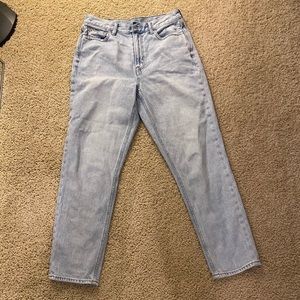 American Eagle Mom Jeans